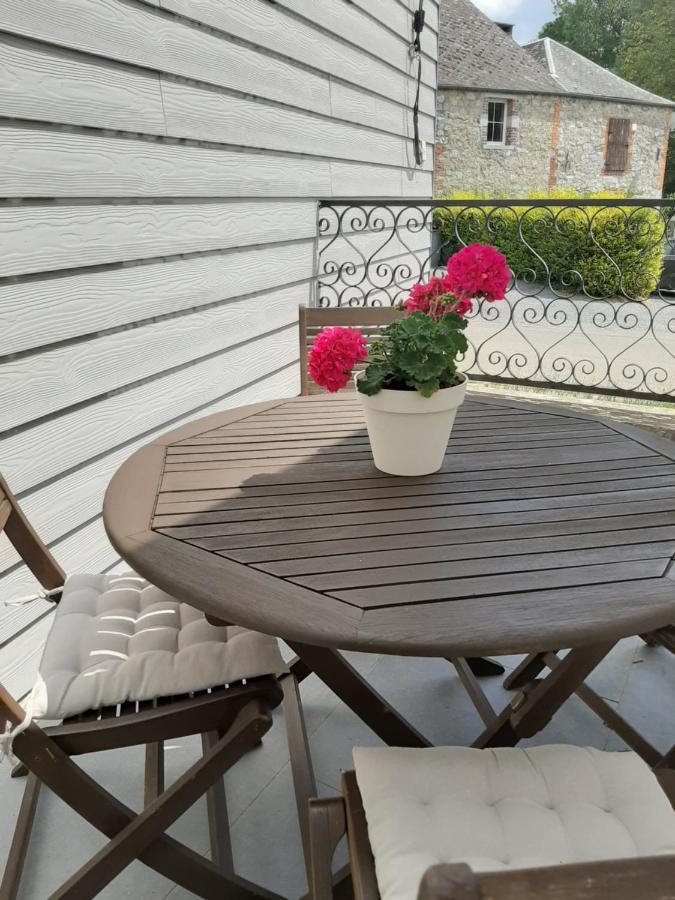 Maison De Campagne En Pierre Bleue-Wifi Et Parking Bousignies-sur-Roc Exteriér fotografie